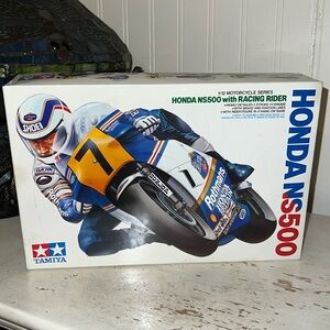 Honda NS500 with racing rider motorcycle model tamiya 1:12